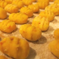 fertig geformte Kuerbisgnocchi
