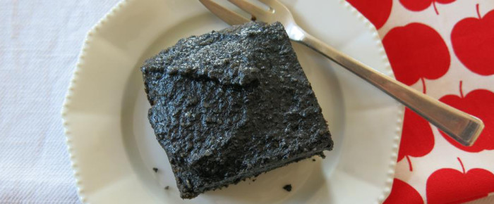 Schwarzer Sesamkuchen nach Surdham Göb