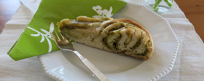 Kuchen zur Belohnung: Pistazien-Zitronen-Hefekranz