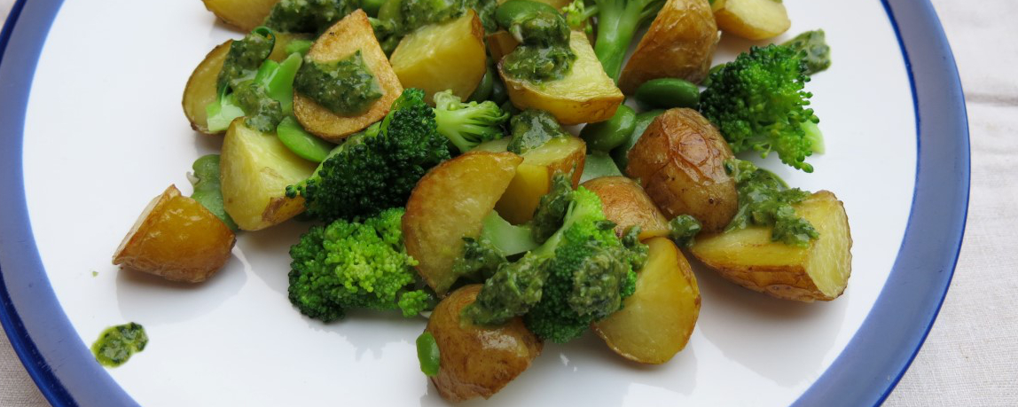 Einmal reinlegen, bitte: Grüner Kartoffelsalat - Schmeckt nach mehr