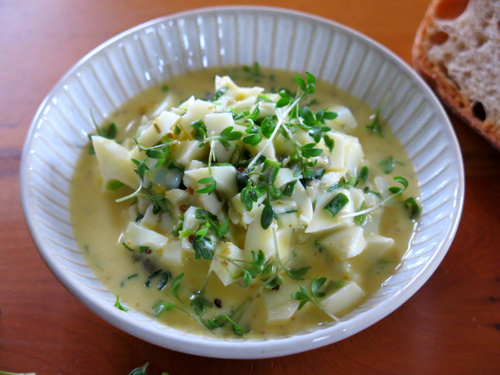 Eiersalat mit Kräutern